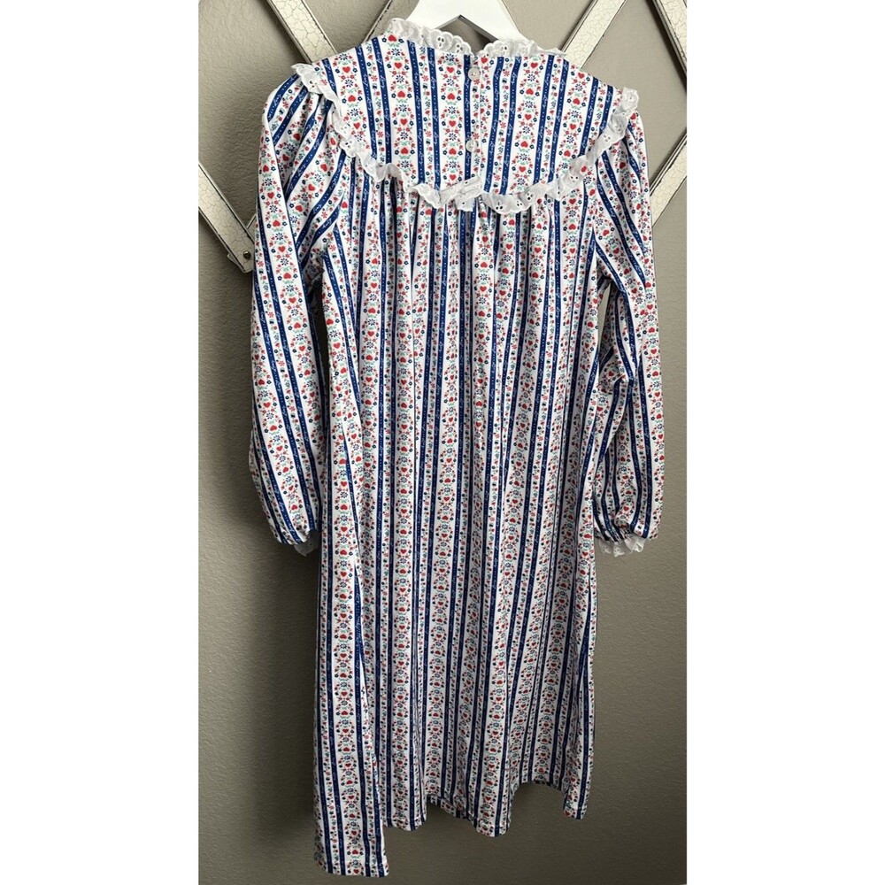 Nice! Lanz of Salzburg Girls XL 14/16 Nightgown Blue Red Floral/Heart Lace Trim - Picture 6 of 9